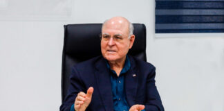 Asesor técnico del Instituto Dominicano de Aviación (Idac) Jay Rodríguez